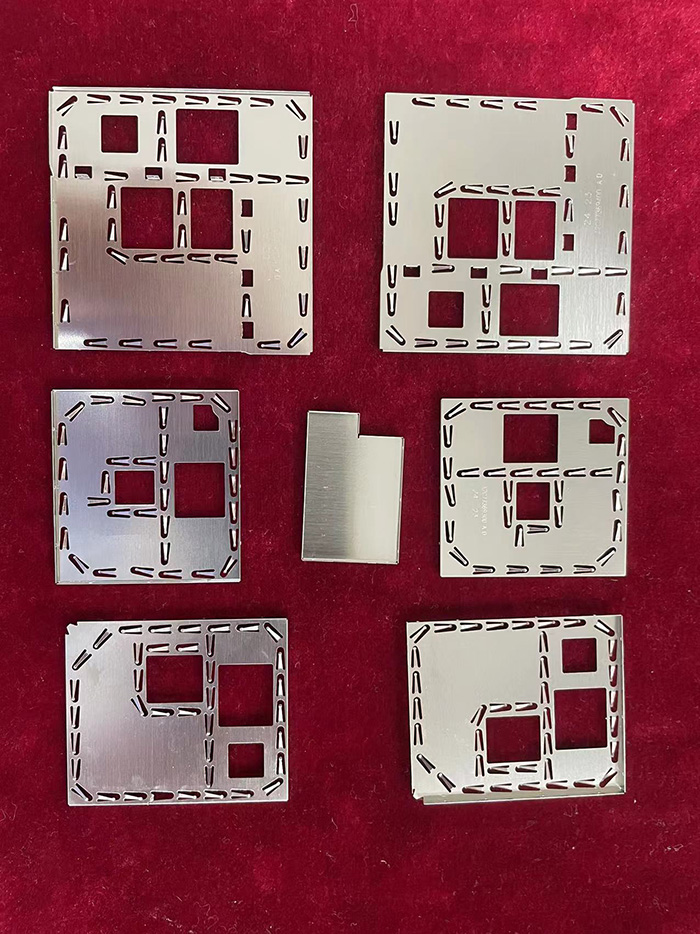 5G车载屏蔽罩
